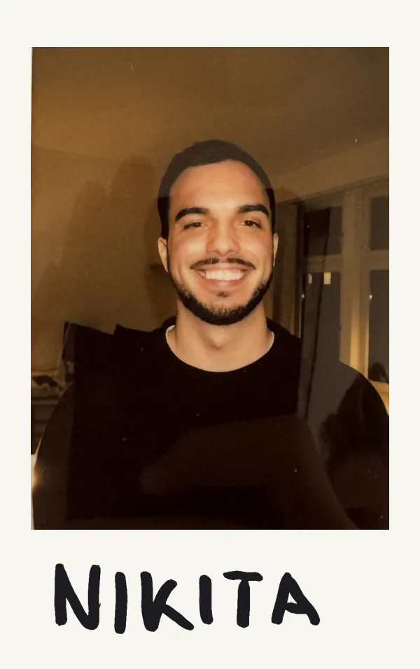 Polaroid von Nikita aus dem Logicc-Team